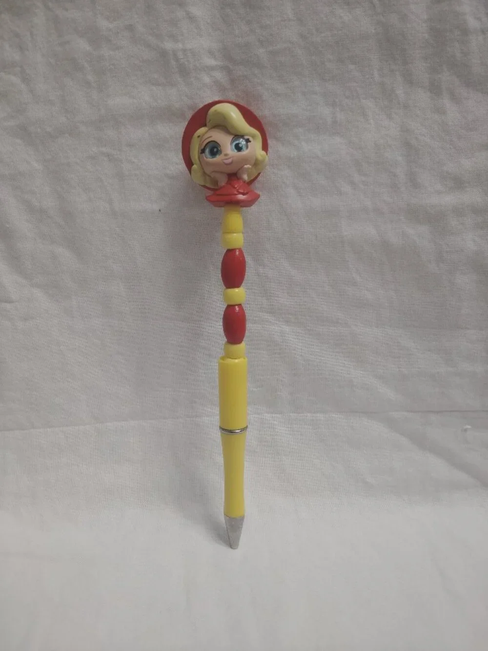 Disney Doorable Red outfit Charlotte Handmade Beaded Pen